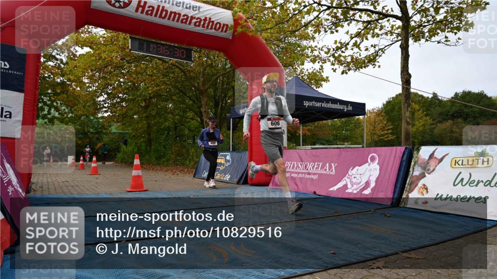 11.10.2026 - Bramfelder Halbmarathon 2026 J. Mangold http://msf.ph/oto/10829516 11.10.2026 11:06:29 Laufen 286, 489, 606 meine-sportfotos.de