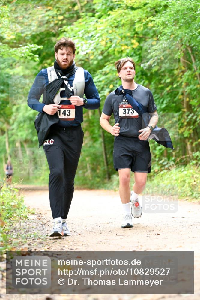 11.10.2026 - Bramfelder Halbmarathon 2026 Dr. Thomas Lammeyer http://msf.ph/oto/10829527 11.10.2026 11:10:42 Laufen 143, 373 meine-sportfotos.de