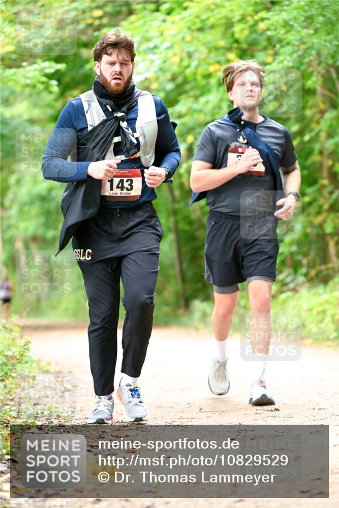 11.10.2026 - Bramfelder Halbmarathon 2026 Dr. Thomas Lammeyer http://msf.ph/oto/10829529 11.10.2026 11:10:43 Laufen 143 meine-sportfotos.de