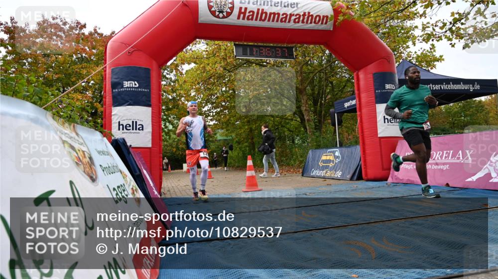 11.10.2026 - Bramfelder Halbmarathon 2026 J. Mangold http://msf.ph/oto/10829537 11.10.2026 11:06:36 Laufen 98, 147, 495 meine-sportfotos.de