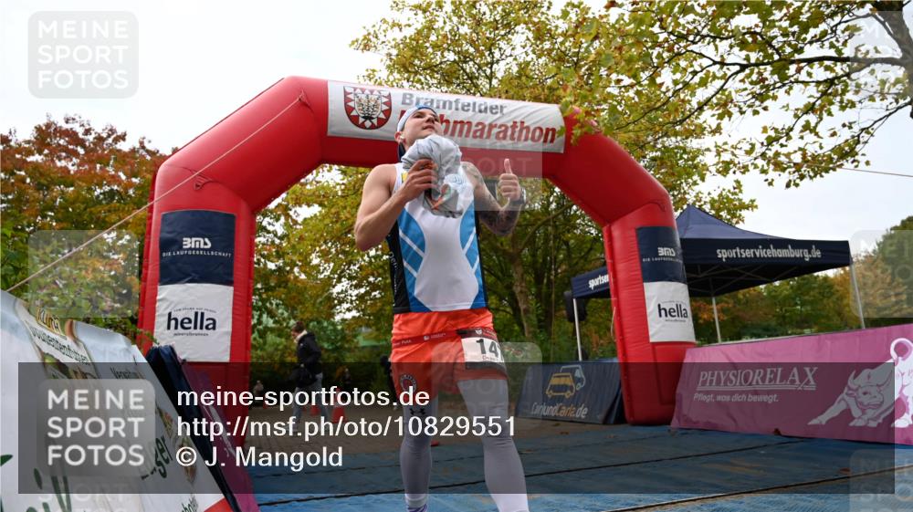 11.10.2026 - Bramfelder Halbmarathon 2026 J. Mangold http://msf.ph/oto/10829551 11.10.2026 11:06:38 Laufen 98, 147, 495 meine-sportfotos.de