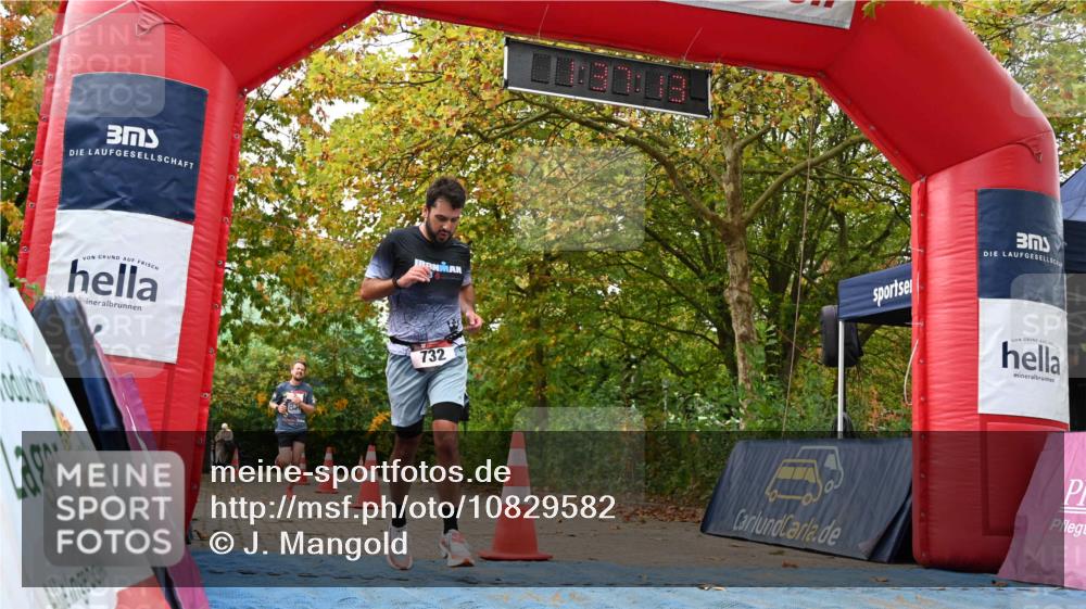11.10.2026 - Bramfelder Halbmarathon 2026 J. Mangold http://msf.ph/oto/10829582 11.10.2026 11:07:11 Laufen 2, 732 meine-sportfotos.de
