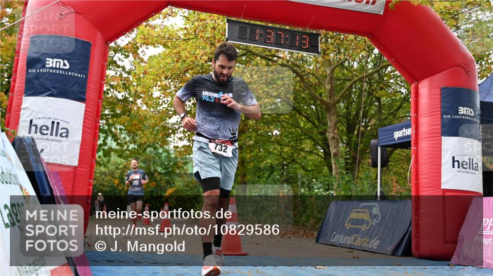 11.10.2026 - Bramfelder Halbmarathon 2026 J. Mangold http://msf.ph/oto/10829586 11.10.2026 11:07:12 Laufen 2, 732 meine-sportfotos.de