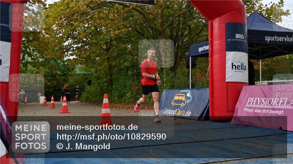 11.10.2026 - Bramfelder Halbmarathon 2026 J. Mangold http://msf.ph/oto/10829590 11.10.2026 11:07:20 Laufen 272 meine-sportfotos.de