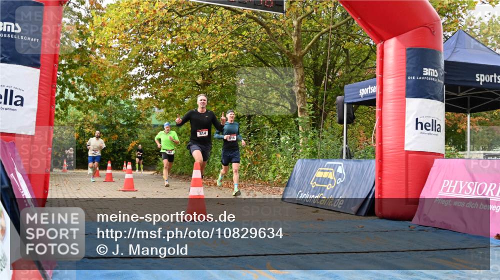 11.10.2026 - Bramfelder Halbmarathon 2026 J. Mangold http://msf.ph/oto/10829634 11.10.2026 11:07:47 Laufen 262, 704, 814, 815 meine-sportfotos.de