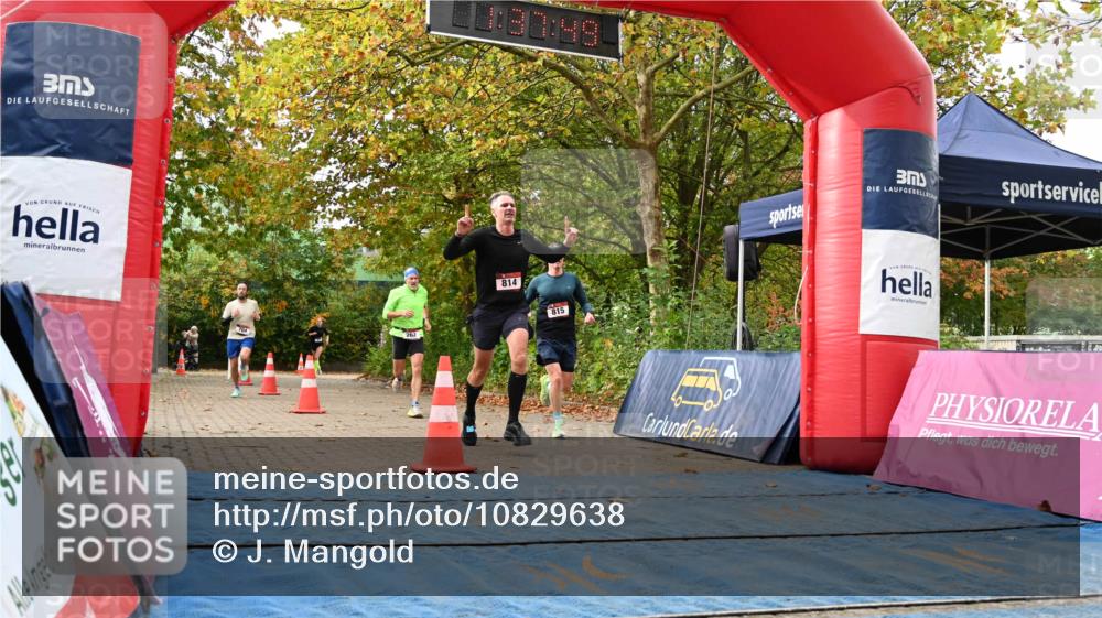 11.10.2026 - Bramfelder Halbmarathon 2026 J. Mangold http://msf.ph/oto/10829638 11.10.2026 11:07:47 Laufen 262, 704, 814, 815 meine-sportfotos.de