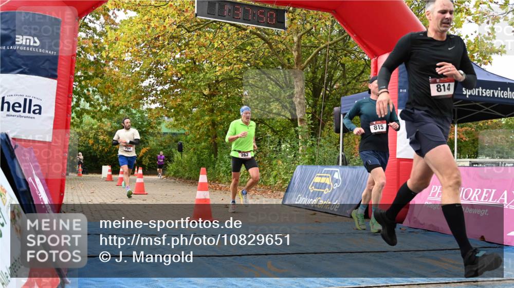 11.10.2026 - Bramfelder Halbmarathon 2026 J. Mangold http://msf.ph/oto/10829651 11.10.2026 11:07:49 Laufen 33, 262, 704, 814, 815 meine-sportfotos.de