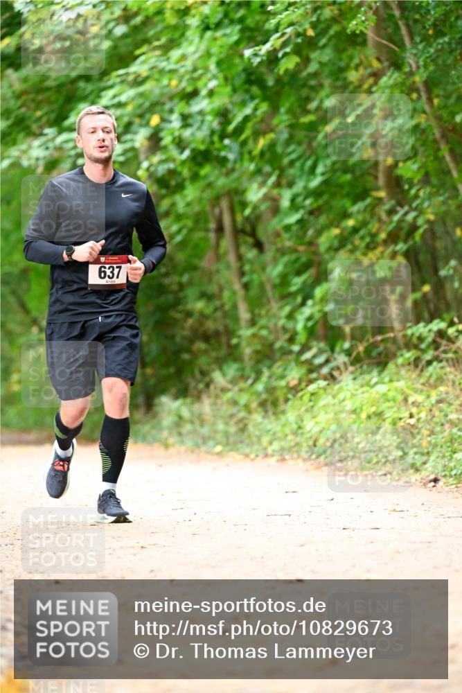 11.10.2026 - Bramfelder Halbmarathon 2026 Dr. Thomas Lammeyer http://msf.ph/oto/10829673 11.10.2026 11:11:15 Laufen 637 meine-sportfotos.de