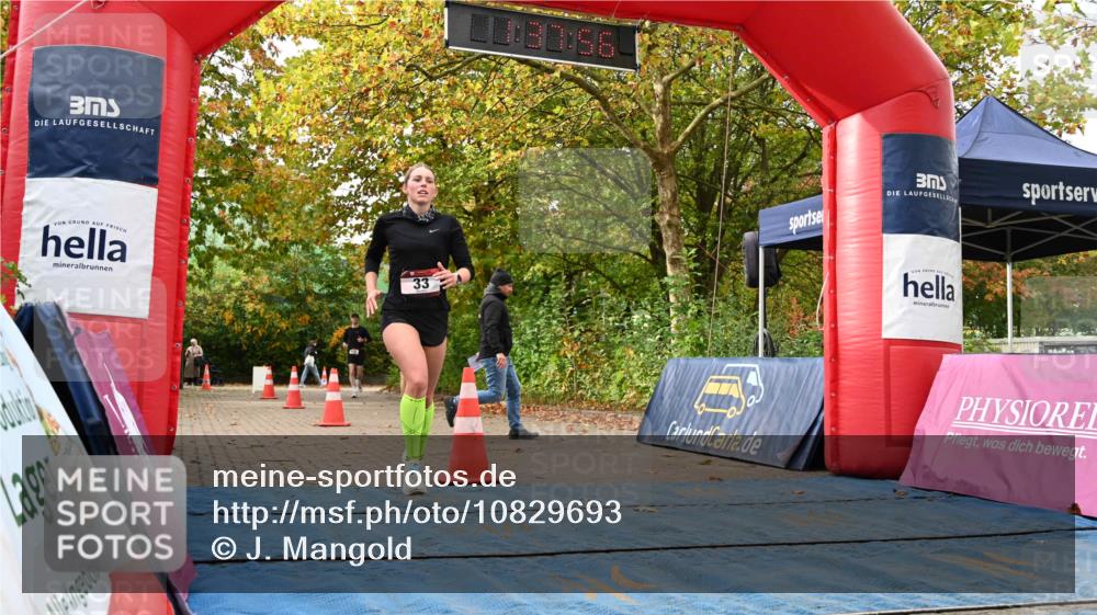 11.10.2026 - Bramfelder Halbmarathon 2026 J. Mangold http://msf.ph/oto/10829693 11.10.2026 11:07:54 Laufen 33, 565, 704 meine-sportfotos.de