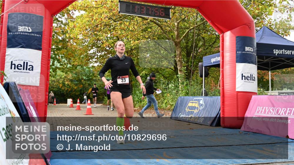 11.10.2026 - Bramfelder Halbmarathon 2026 J. Mangold http://msf.ph/oto/10829696 11.10.2026 11:07:54 Laufen 33, 565, 704 meine-sportfotos.de