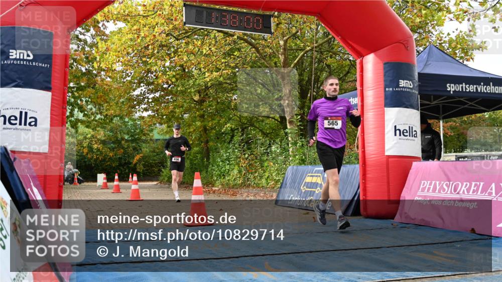 11.10.2026 - Bramfelder Halbmarathon 2026 J. Mangold http://msf.ph/oto/10829714 11.10.2026 11:07:58 Laufen 33, 565, 656 meine-sportfotos.de