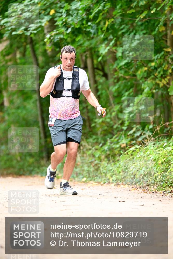 11.10.2026 - Bramfelder Halbmarathon 2026 Dr. Thomas Lammeyer http://msf.ph/oto/10829719 11.10.2026 11:11:26 Laufen 64 meine-sportfotos.de