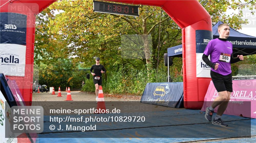 11.10.2026 - Bramfelder Halbmarathon 2026 J. Mangold http://msf.ph/oto/10829720 11.10.2026 11:07:59 Laufen 565, 656 meine-sportfotos.de