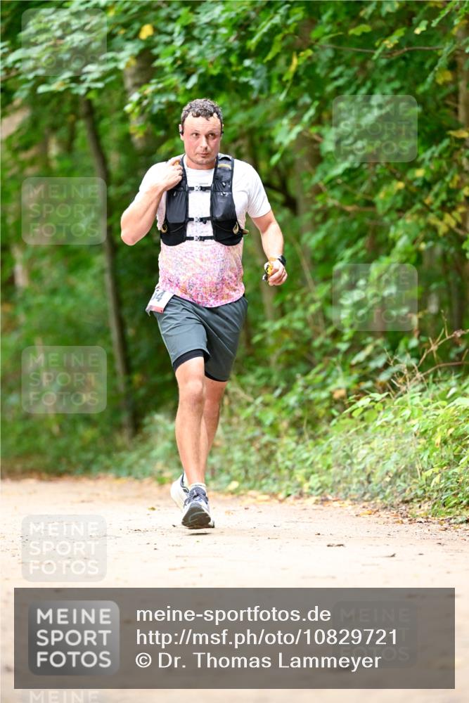 11.10.2026 - Bramfelder Halbmarathon 2026 Dr. Thomas Lammeyer http://msf.ph/oto/10829721 11.10.2026 11:11:26 Laufen  meine-sportfotos.de
