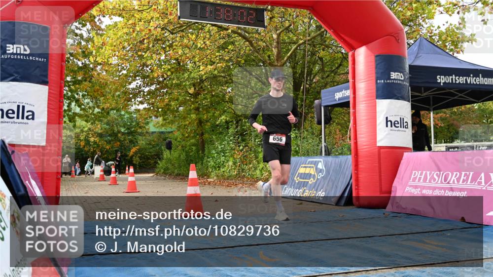 11.10.2026 - Bramfelder Halbmarathon 2026 J. Mangold http://msf.ph/oto/10829736 11.10.2026 11:08:01 Laufen 565, 656 meine-sportfotos.de