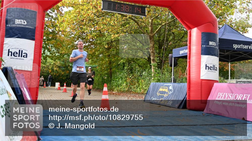 11.10.2026 - Bramfelder Halbmarathon 2026 J. Mangold http://msf.ph/oto/10829755 11.10.2026 11:08:13 Laufen 77, 560 meine-sportfotos.de