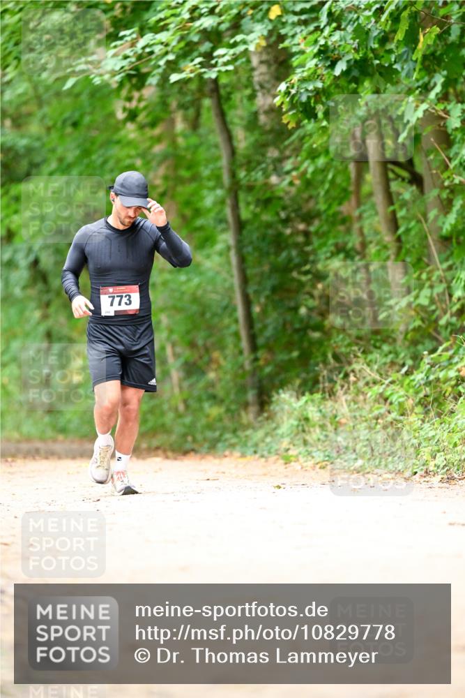 11.10.2026 - Bramfelder Halbmarathon 2026 Dr. Thomas Lammeyer http://msf.ph/oto/10829778 11.10.2026 11:11:36 Laufen 773 meine-sportfotos.de