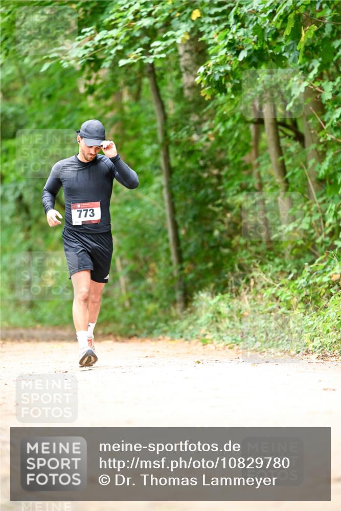 11.10.2026 - Bramfelder Halbmarathon 2026 Dr. Thomas Lammeyer http://msf.ph/oto/10829780 11.10.2026 11:11:36 Laufen 773 meine-sportfotos.de