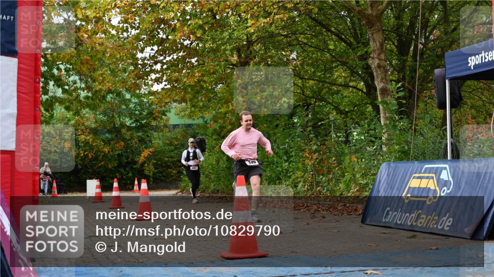 11.10.2026 - Bramfelder Halbmarathon 2026 J. Mangold http://msf.ph/oto/10829790 11.10.2026 11:08:42 Laufen 349, 493 meine-sportfotos.de