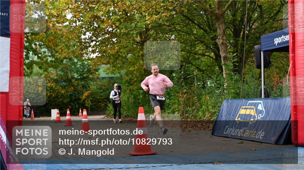 11.10.2026 - Bramfelder Halbmarathon 2026 J. Mangold http://msf.ph/oto/10829793 11.10.2026 11:08:42 Laufen 349, 493 meine-sportfotos.de