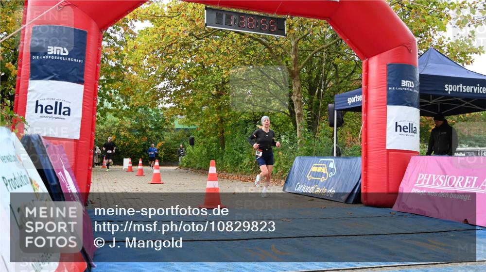 11.10.2026 - Bramfelder Halbmarathon 2026 J. Mangold http://msf.ph/oto/10829823 11.10.2026 11:08:54 Laufen 54, 240 meine-sportfotos.de