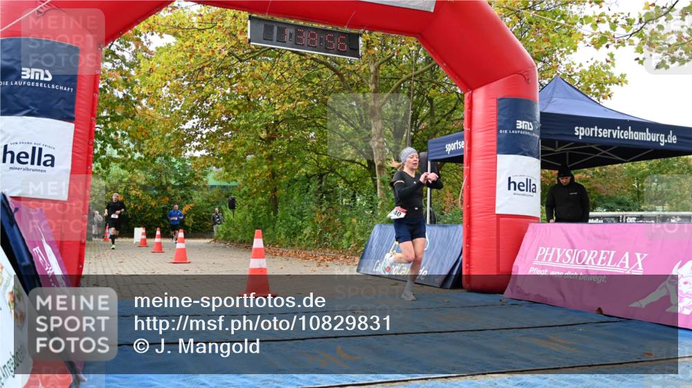 11.10.2026 - Bramfelder Halbmarathon 2026 J. Mangold http://msf.ph/oto/10829831 11.10.2026 11:08:54 Laufen 54, 240 meine-sportfotos.de