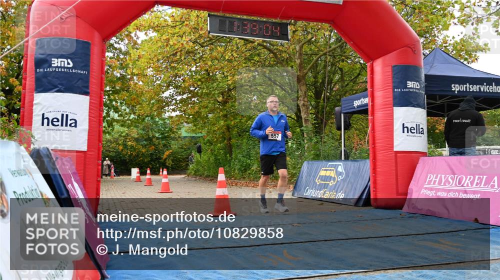 11.10.2026 - Bramfelder Halbmarathon 2026 J. Mangold http://msf.ph/oto/10829858 11.10.2026 11:09:02 Laufen 54, 557 meine-sportfotos.de