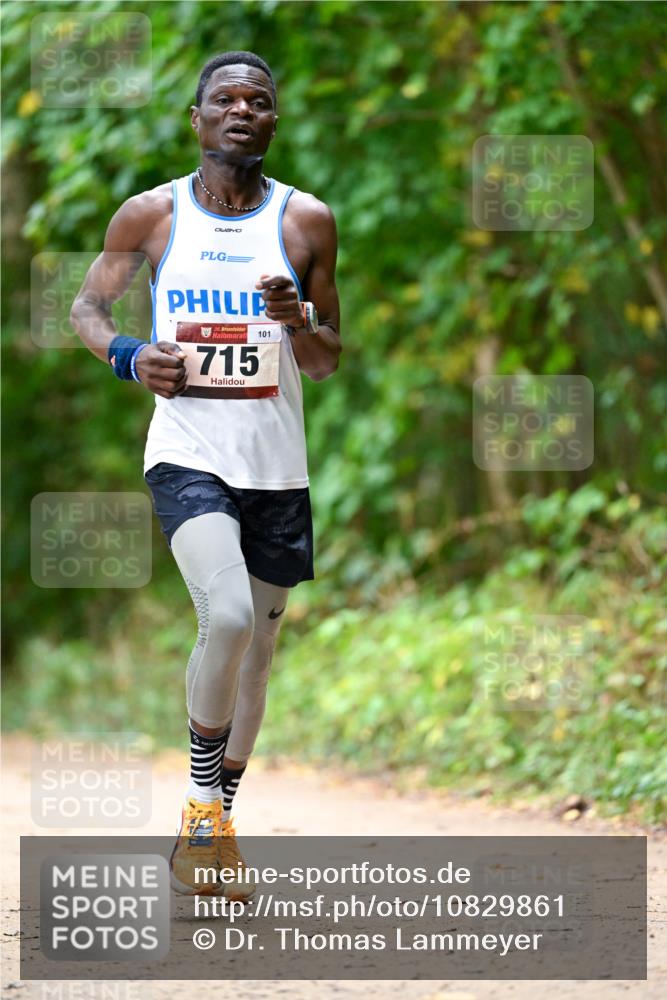11.10.2026 - Bramfelder Halbmarathon 2026 Dr. Thomas Lammeyer http://msf.ph/oto/10829861 11.10.2026 11:11:45 Laufen 35, 715, 101 meine-sportfotos.de