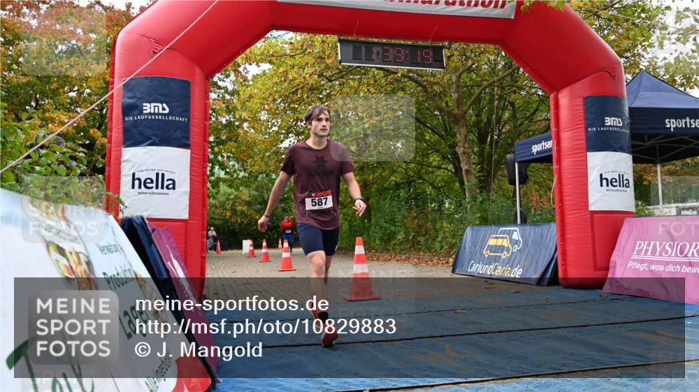 11.10.2026 - Bramfelder Halbmarathon 2026 J. Mangold http://msf.ph/oto/10829883 11.10.2026 11:09:18 Laufen 278 meine-sportfotos.de