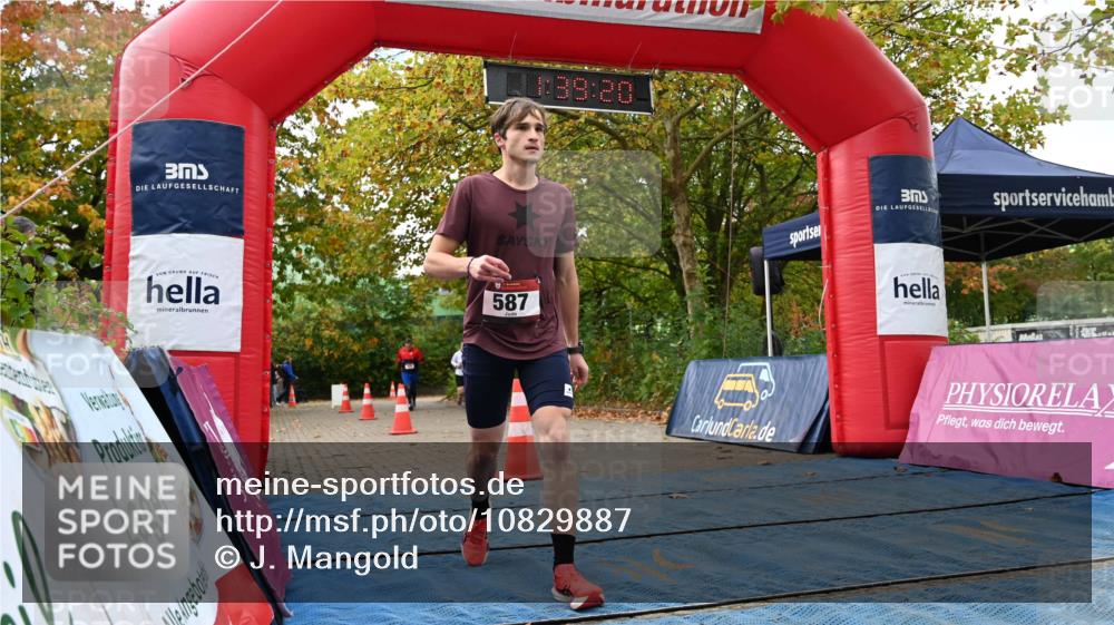 11.10.2026 - Bramfelder Halbmarathon 2026 J. Mangold http://msf.ph/oto/10829887 11.10.2026 11:09:18 Laufen 278 meine-sportfotos.de
