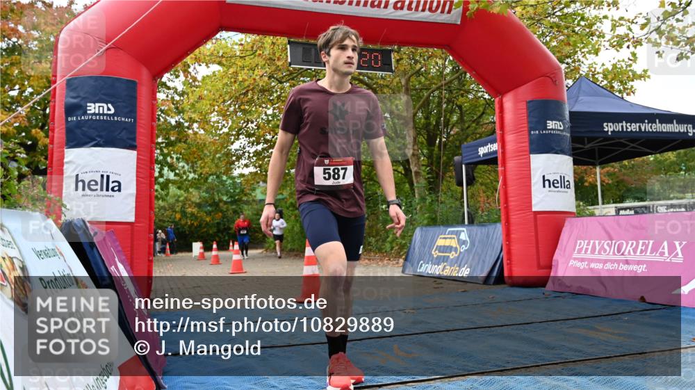 11.10.2026 - Bramfelder Halbmarathon 2026 J. Mangold http://msf.ph/oto/10829889 11.10.2026 11:09:18 Laufen 278 meine-sportfotos.de