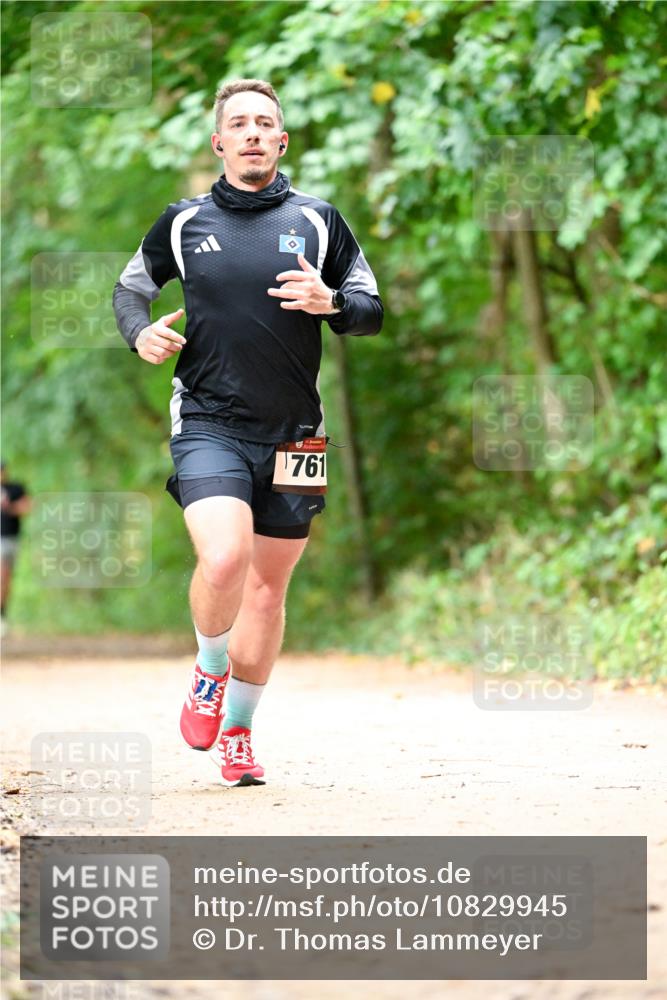 11.10.2026 - Bramfelder Halbmarathon 2026 Dr. Thomas Lammeyer http://msf.ph/oto/10829945 11.10.2026 11:12:01 Laufen 761 meine-sportfotos.de