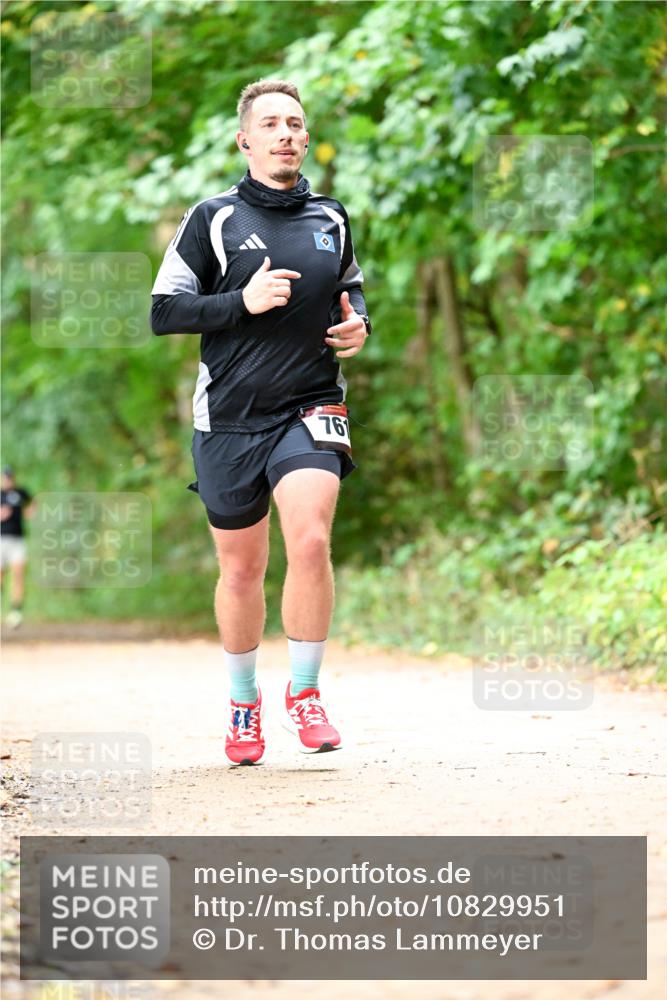 11.10.2026 - Bramfelder Halbmarathon 2026 Dr. Thomas Lammeyer http://msf.ph/oto/10829951 11.10.2026 11:12:01 Laufen 76 meine-sportfotos.de