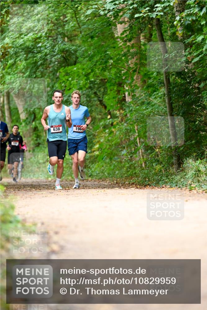 11.10.2026 - Bramfelder Halbmarathon 2026 Dr. Thomas Lammeyer http://msf.ph/oto/10829959 11.10.2026 11:12:15 Laufen 638, 196 meine-sportfotos.de