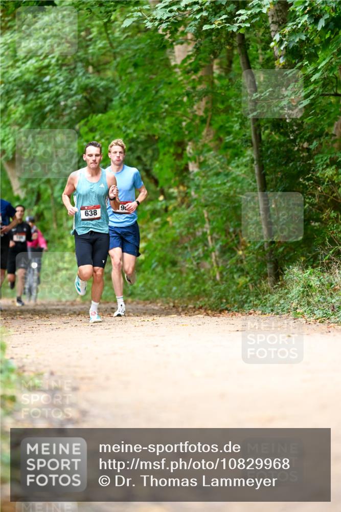 11.10.2026 - Bramfelder Halbmarathon 2026 Dr. Thomas Lammeyer http://msf.ph/oto/10829968 11.10.2026 11:12:15 Laufen 638 meine-sportfotos.de
