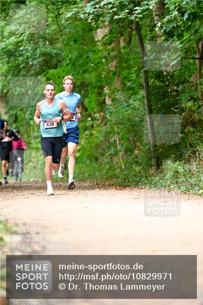 11.10.2026 - Bramfelder Halbmarathon 2026 Dr. Thomas Lammeyer http://msf.ph/oto/10829971 11.10.2026 11:12:16 Laufen 6, 638 meine-sportfotos.de