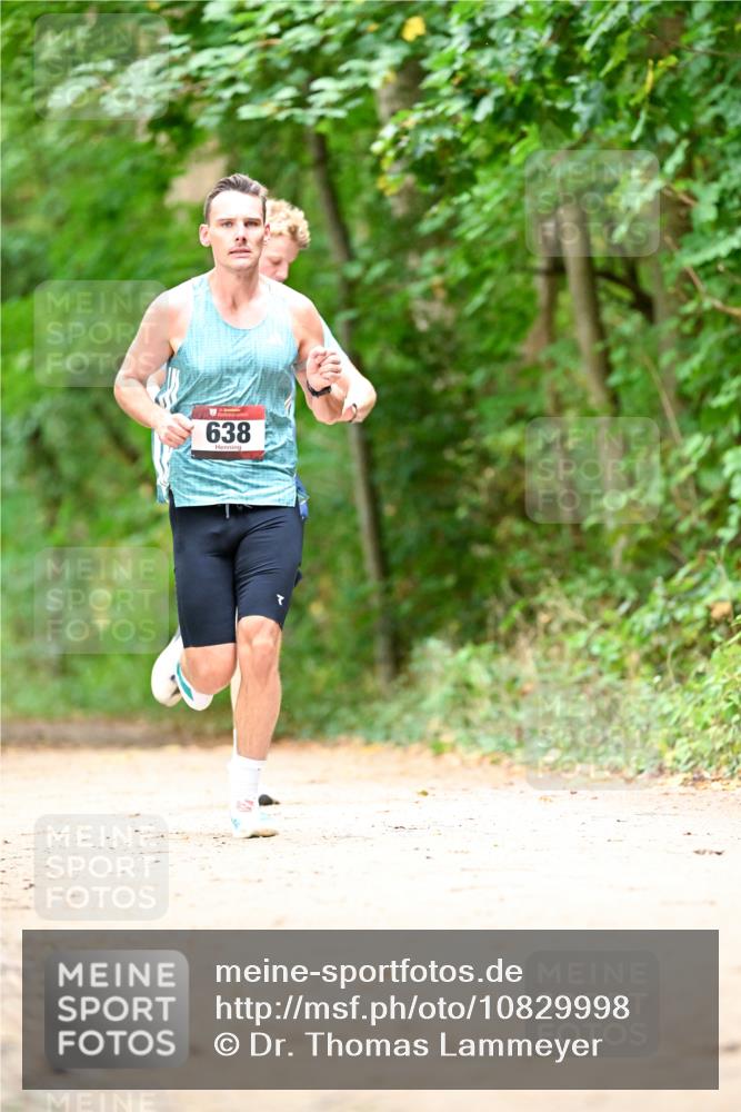 11.10.2026 - Bramfelder Halbmarathon 2026 Dr. Thomas Lammeyer http://msf.ph/oto/10829998 11.10.2026 11:12:18 Laufen 638 meine-sportfotos.de