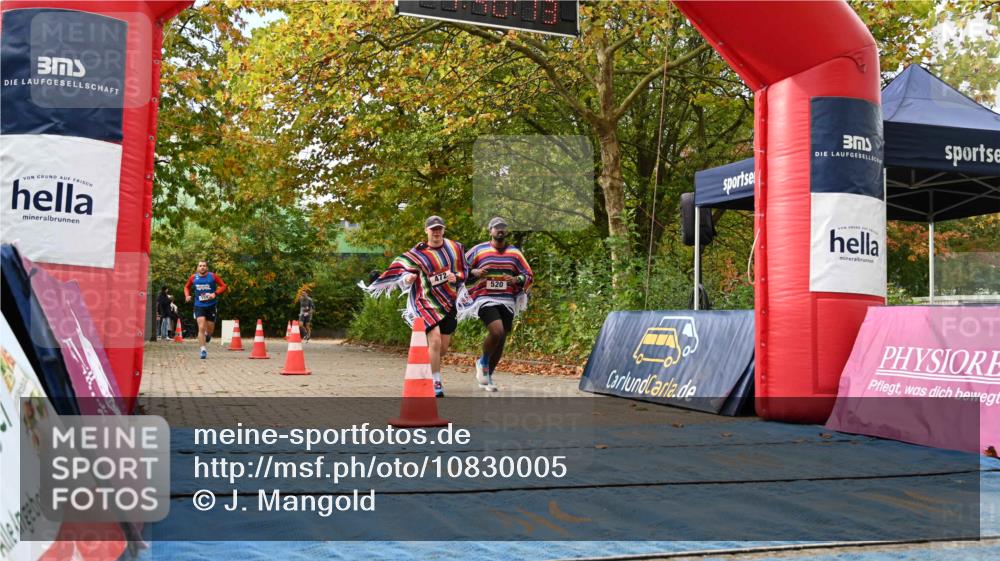 11.10.2026 - Bramfelder Halbmarathon 2026 J. Mangold http://msf.ph/oto/10830005 11.10.2026 11:10:12 Laufen 155, 472, 520 meine-sportfotos.de