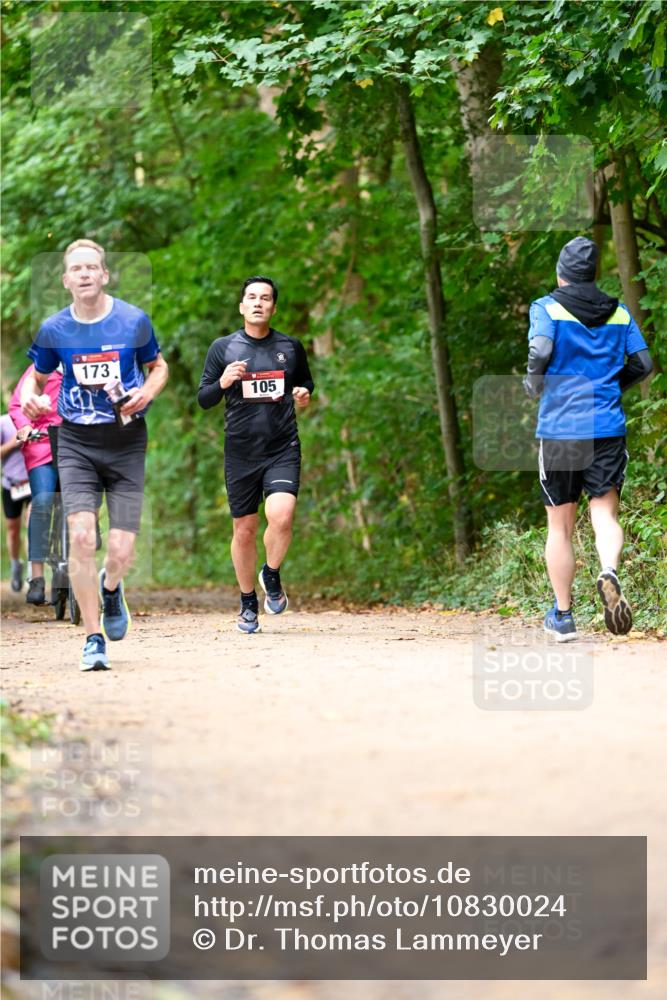 11.10.2026 - Bramfelder Halbmarathon 2026 Dr. Thomas Lammeyer http://msf.ph/oto/10830024 11.10.2026 11:12:21 Laufen 173, 105 meine-sportfotos.de