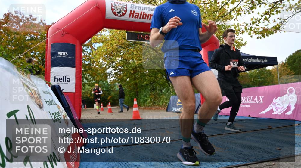11.10.2026 - Bramfelder Halbmarathon 2026 J. Mangold http://msf.ph/oto/10830070 11.10.2026 11:10:29 Laufen 9, 29, 201, 729 meine-sportfotos.de