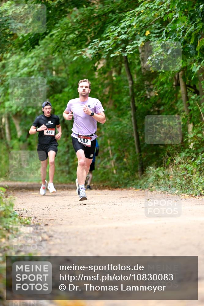 11.10.2026 - Bramfelder Halbmarathon 2026 Dr. Thomas Lammeyer http://msf.ph/oto/10830083 11.10.2026 11:12:27 Laufen 449, 582 meine-sportfotos.de