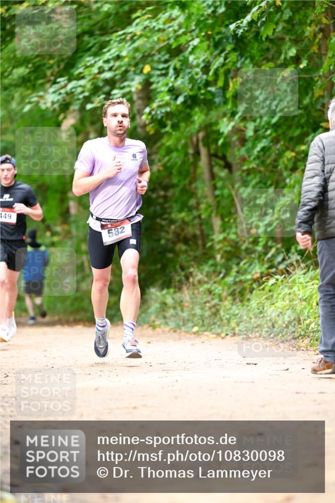 11.10.2026 - Bramfelder Halbmarathon 2026 Dr. Thomas Lammeyer http://msf.ph/oto/10830098 11.10.2026 11:12:28 Laufen 149, 582 meine-sportfotos.de