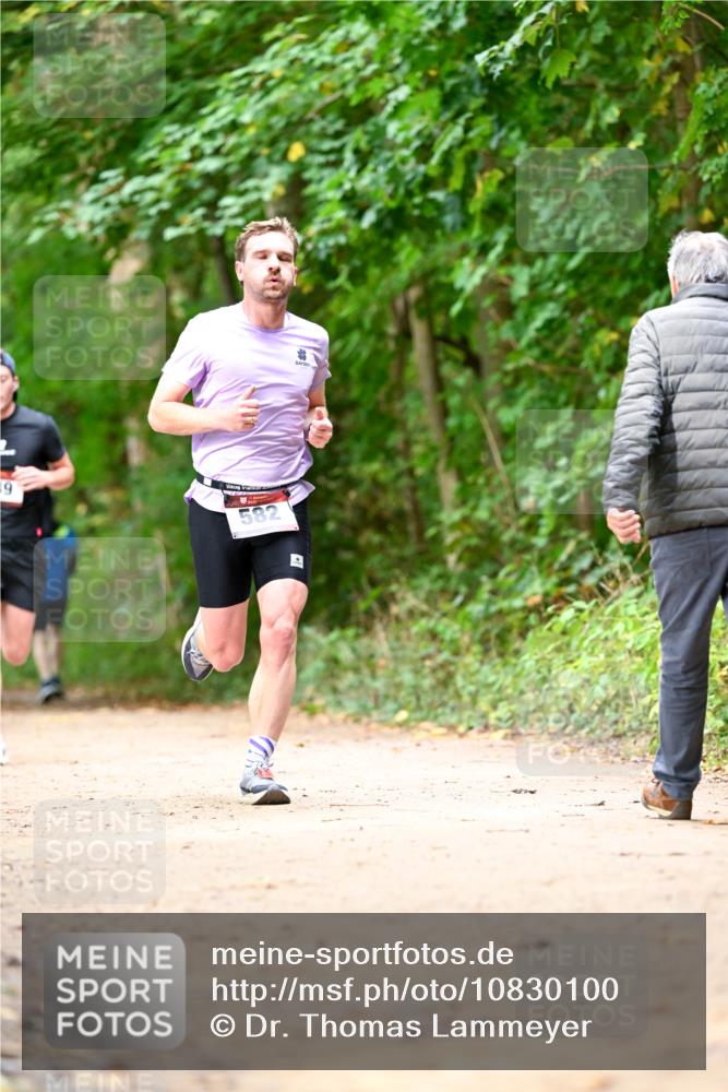 11.10.2026 - Bramfelder Halbmarathon 2026 Dr. Thomas Lammeyer http://msf.ph/oto/10830100 11.10.2026 11:12:28 Laufen 19, 582 meine-sportfotos.de