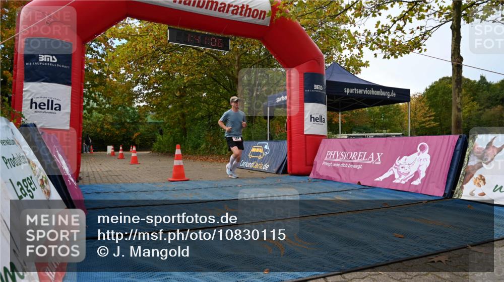 11.10.2026 - Bramfelder Halbmarathon 2026 J. Mangold http://msf.ph/oto/10830115 11.10.2026 11:11:04 Laufen 154 meine-sportfotos.de