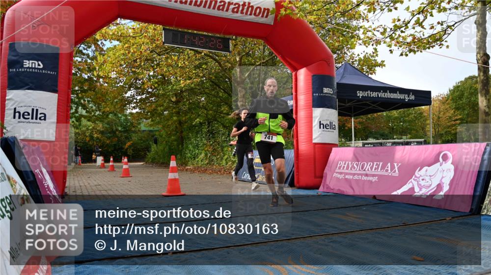 11.10.2026 - Bramfelder Halbmarathon 2026 J. Mangold http://msf.ph/oto/10830163 11.10.2026 11:12:24 Laufen 292, 506, 741 meine-sportfotos.de