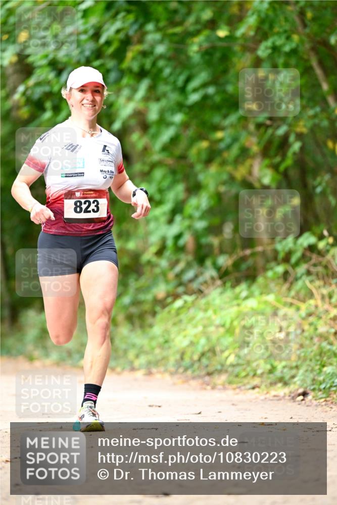 11.10.2026 - Bramfelder Halbmarathon 2026 Dr. Thomas Lammeyer http://msf.ph/oto/10830223 11.10.2026 11:12:49 Laufen 35, 25, 823, 08 meine-sportfotos.de