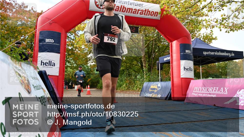 11.10.2026 - Bramfelder Halbmarathon 2026 J. Mangold http://msf.ph/oto/10830225 11.10.2026 11:13:10 Laufen 510, 792 meine-sportfotos.de