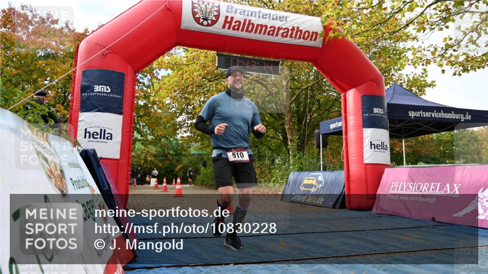 11.10.2026 - Bramfelder Halbmarathon 2026 J. Mangold http://msf.ph/oto/10830228 11.10.2026 11:13:12 Laufen 510, 792 meine-sportfotos.de