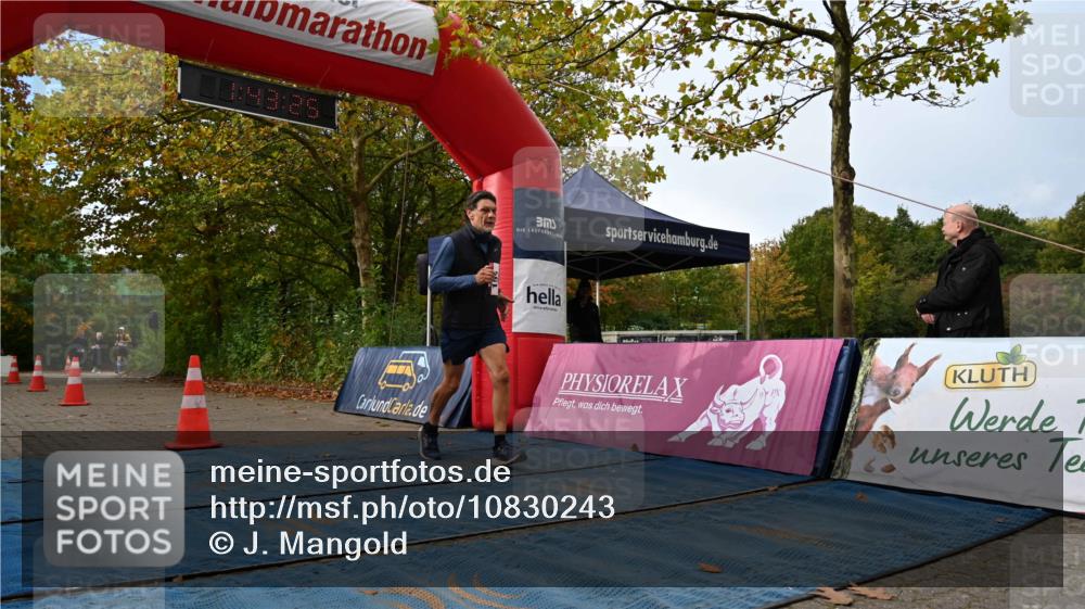 11.10.2026 - Bramfelder Halbmarathon 2026 J. Mangold http://msf.ph/oto/10830243 11.10.2026 11:13:23 Laufen 151, 457 meine-sportfotos.de