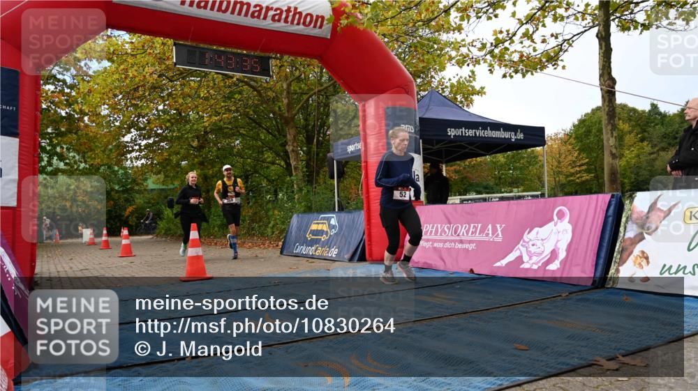 11.10.2026 - Bramfelder Halbmarathon 2026 J. Mangold http://msf.ph/oto/10830264 11.10.2026 11:13:33 Laufen 52, 359, 361 meine-sportfotos.de